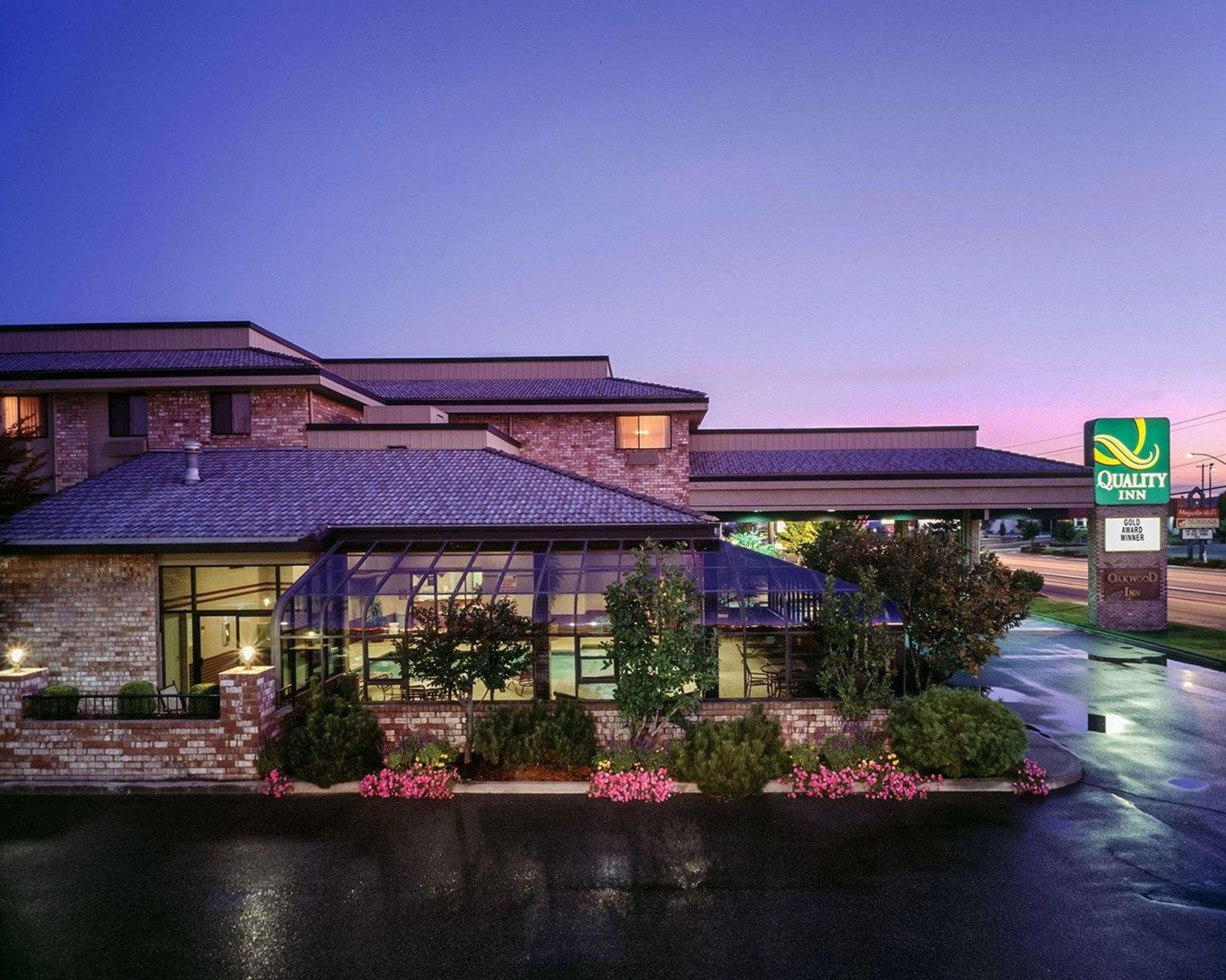 Quality Inn Oakwood Fairwood Exteriér fotografie